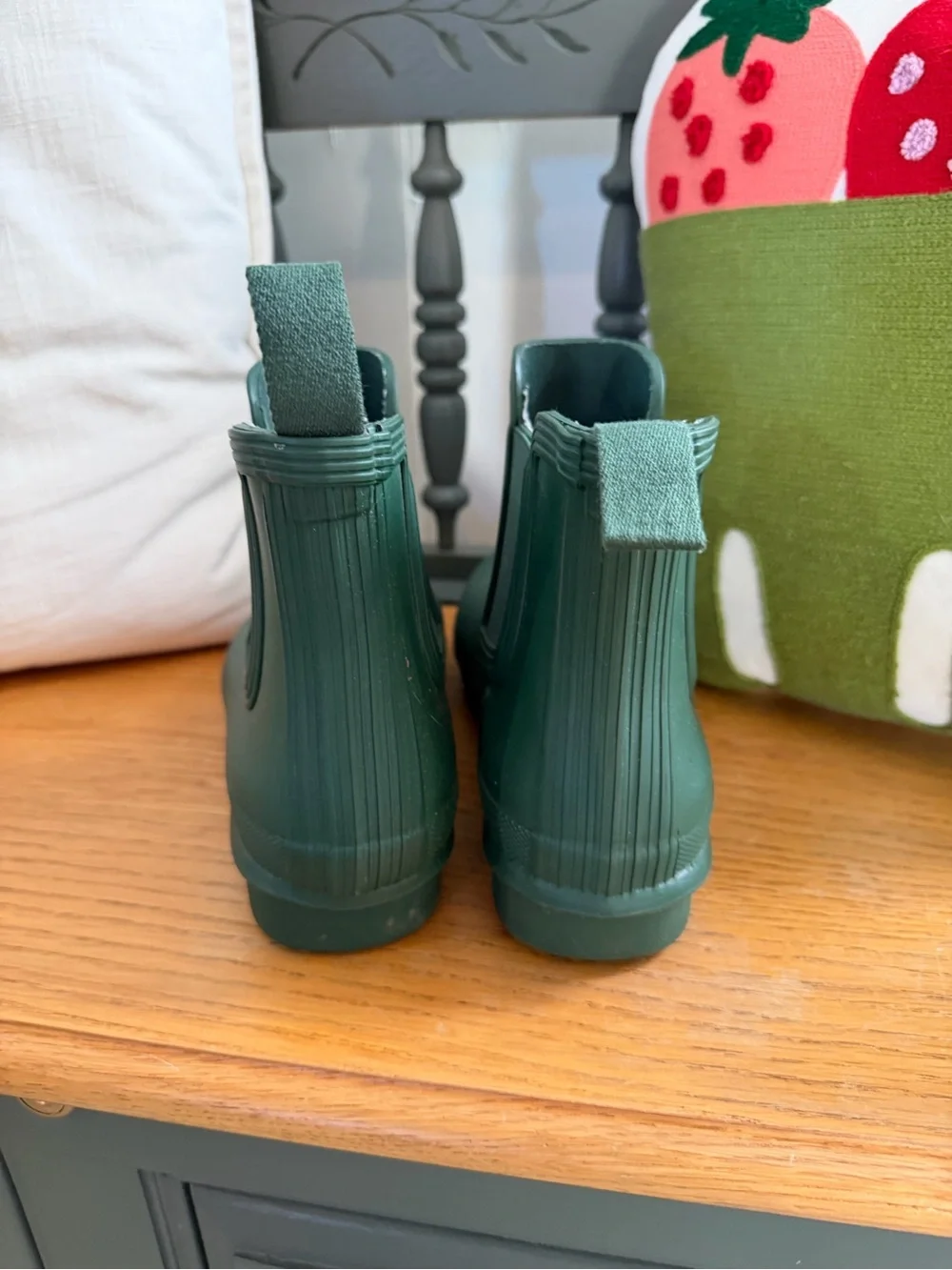 Hunter Green Chelsea Rain Boots - Womens 7 / EU 38